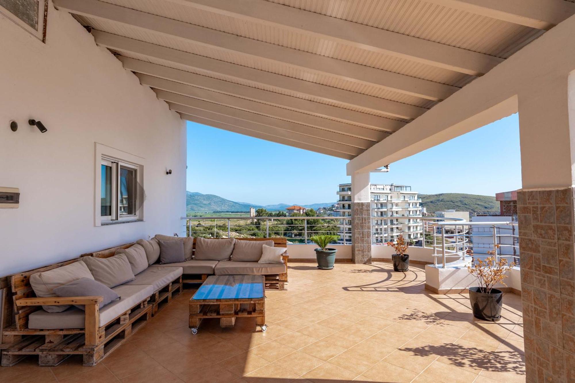 Alnes Hotel Sarande Ngoại thất bức ảnh