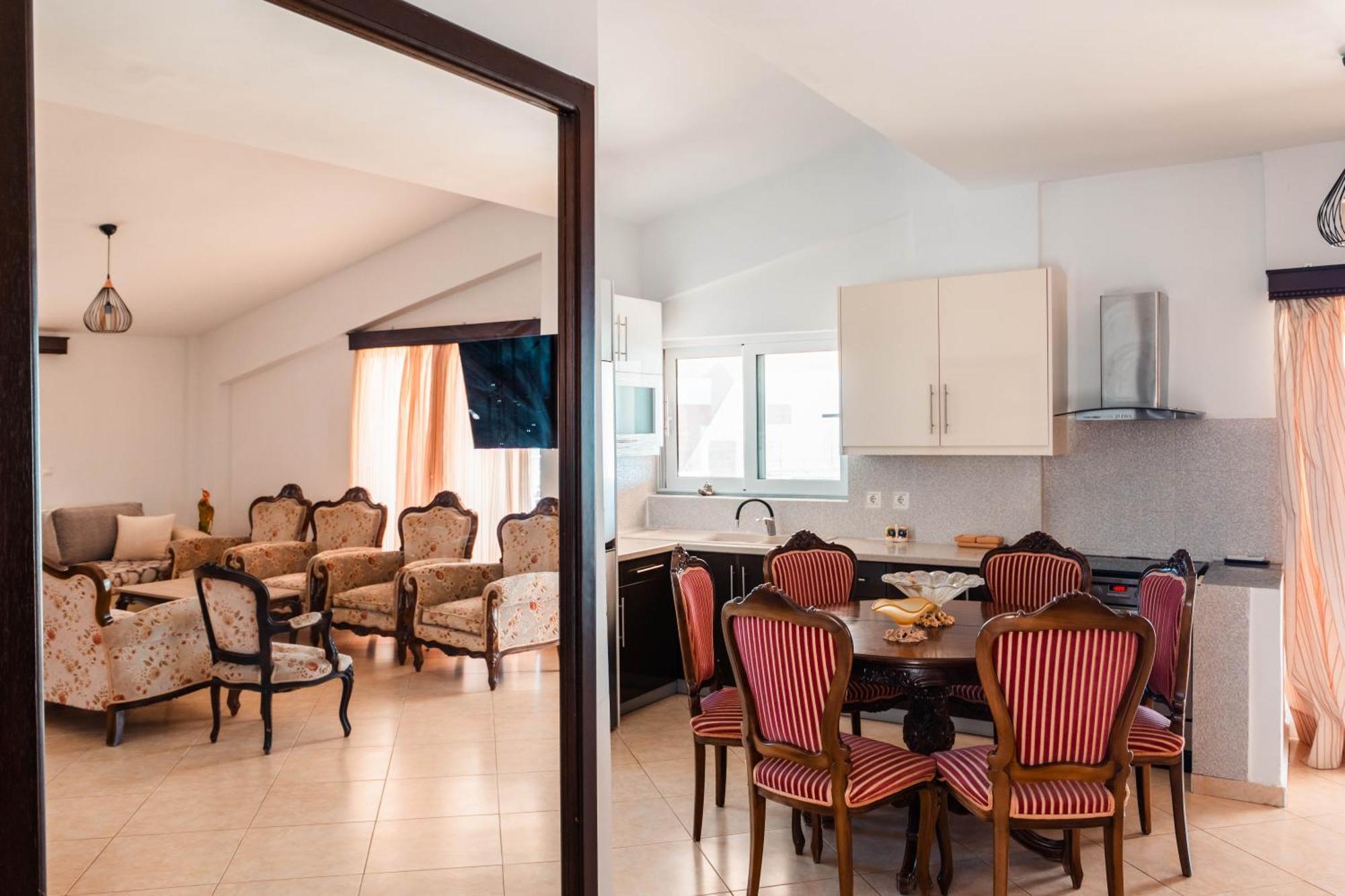 Alnes Hotel Sarande Ngoại thất bức ảnh